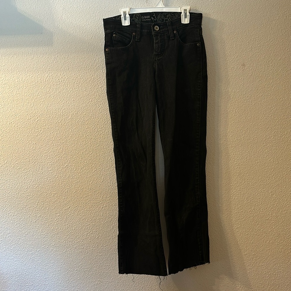 Wrangler Q-baby black raw hem jeans size 0X34